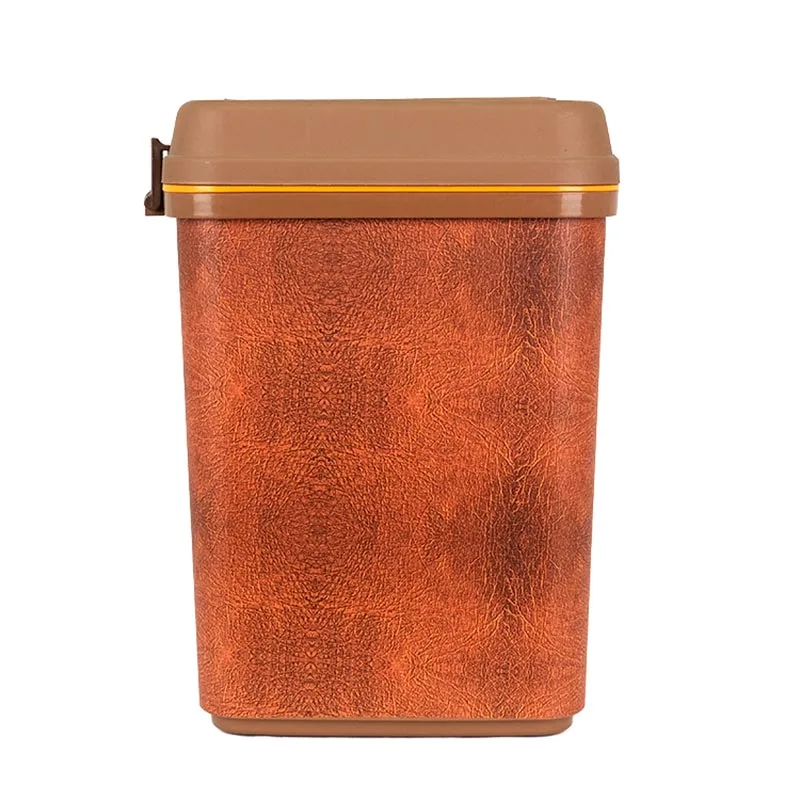 Prullenbak spuitgieten in mallabel